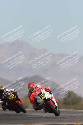 media/Oct-26-2025-Race Pace (Sun) [[c1447ca738]]/Non Verified (1st 20 Minutes of every Hour)/4-Turn 14 (1110am)/